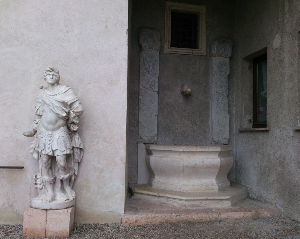 Verona - Castelvecchio - Fontana