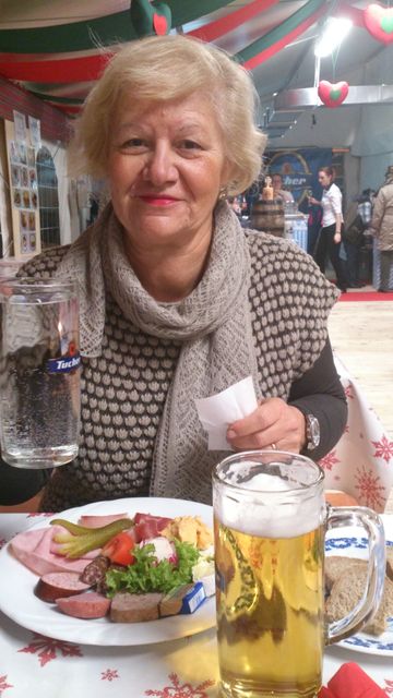 Garda - spillatura birra brindisi