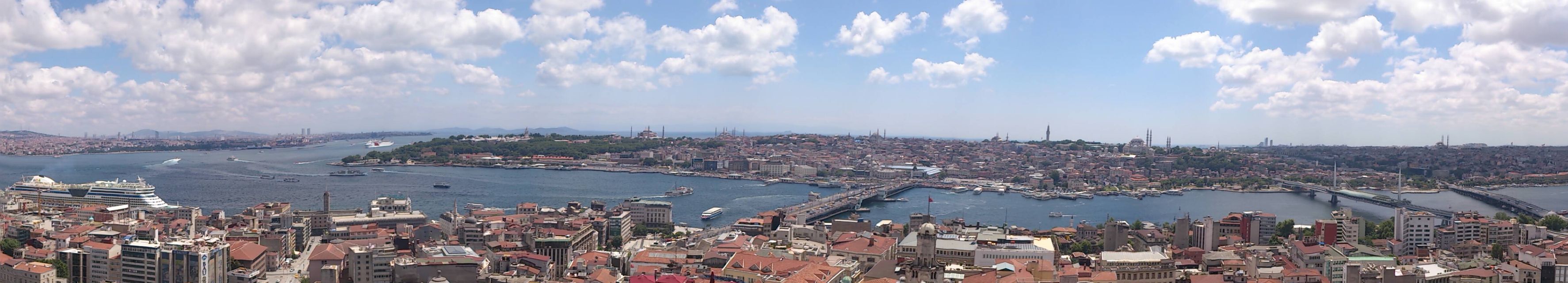 Istanbul, 29 giugno 2014  -  Torre Galata Corno d'Oro