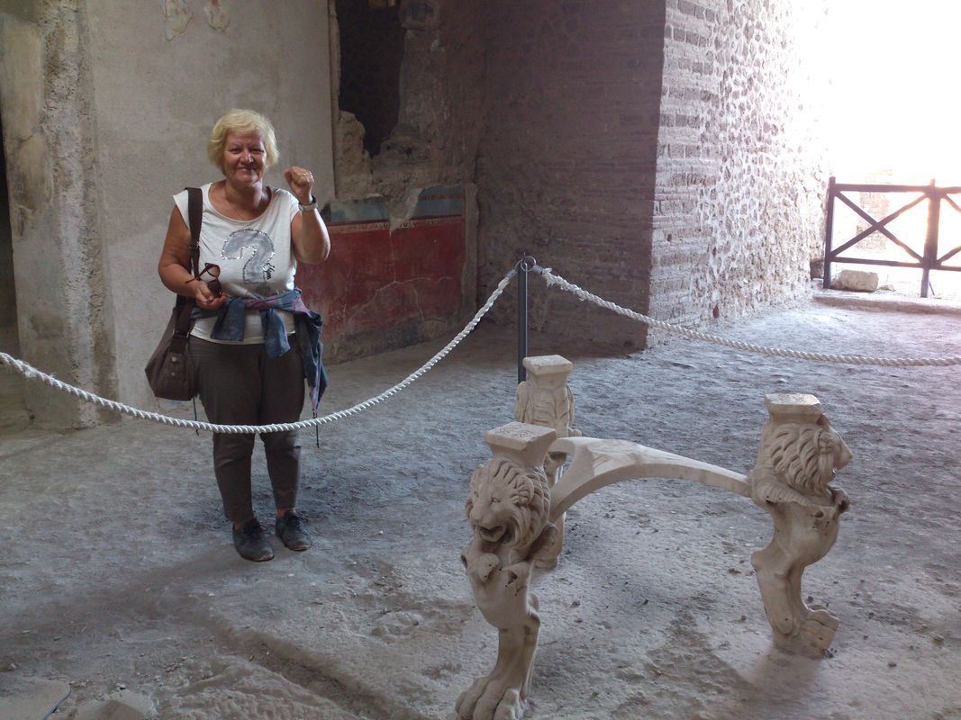 Pompei  - Casca Longus